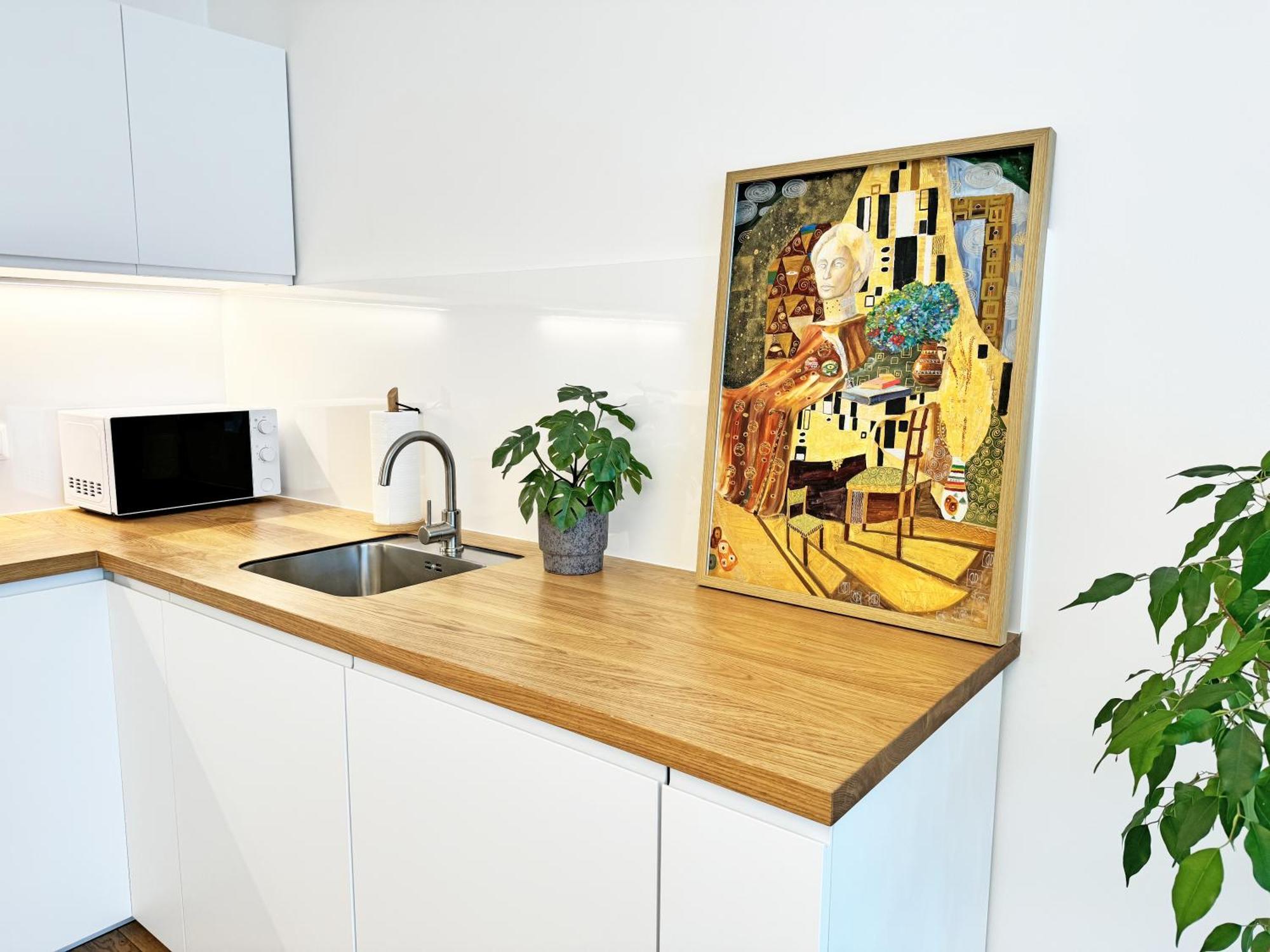Apartmán New Studio, King Bed, Free Parking, Terrace *
